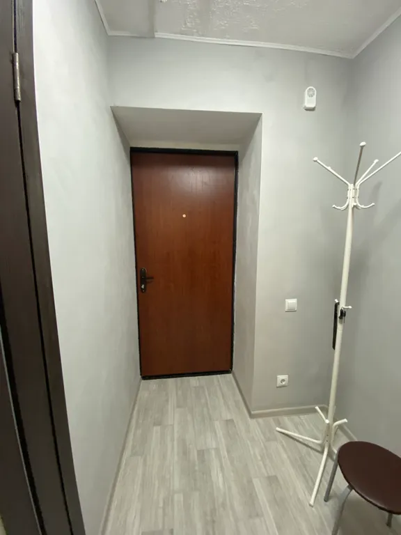 Уютная и чистая квартира с удобным заездом в город и большой парковкой