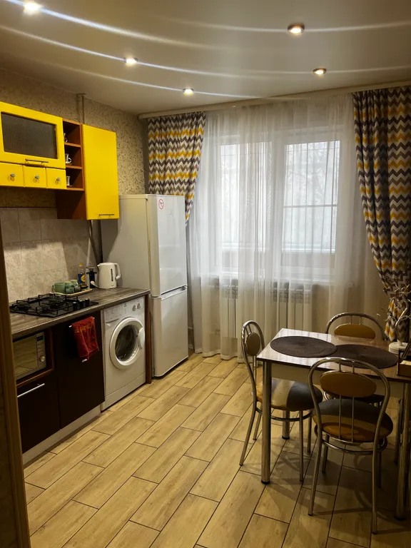 Уютная квартира возле Платоновского парка