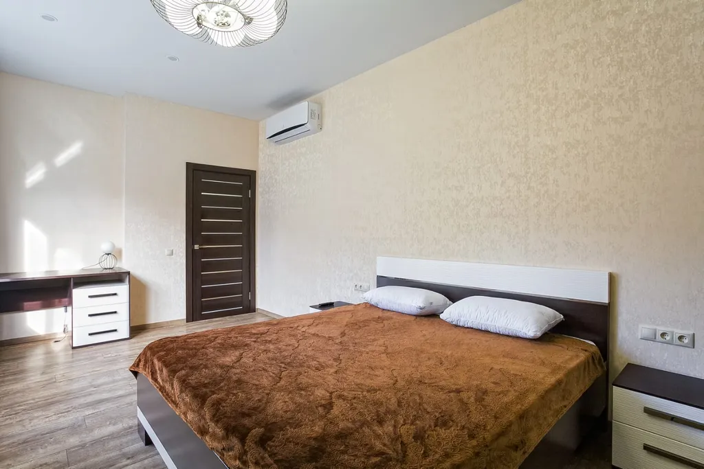 Апартамент с отдельной спальней и террасой вид на горы