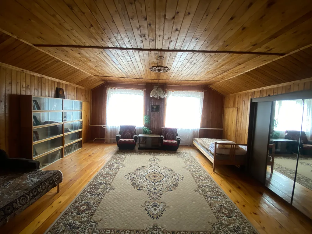 Дом с собственным выходом к реке