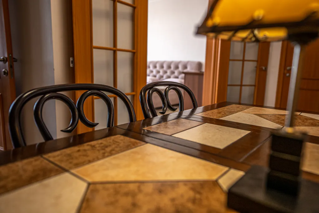 Две спальни, два санузла, центр, красивый вид на реку