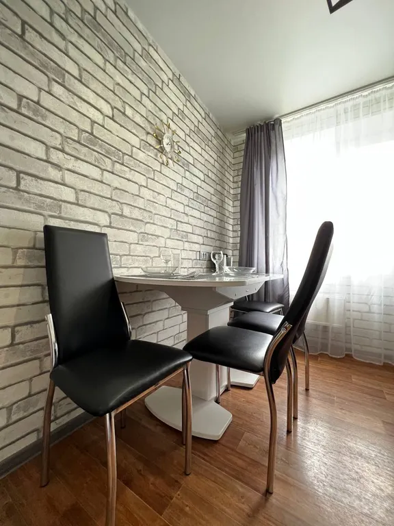 Трёхкомнатные апартаменты в центре Автозаводского района