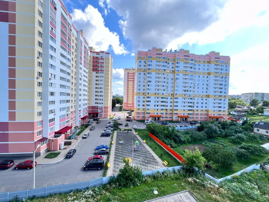 Стильная современная двушка центр