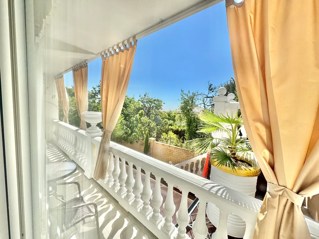 2х-к апартамент 2й-этаж с балконом в жк вилладельмар крым ялта гаспра