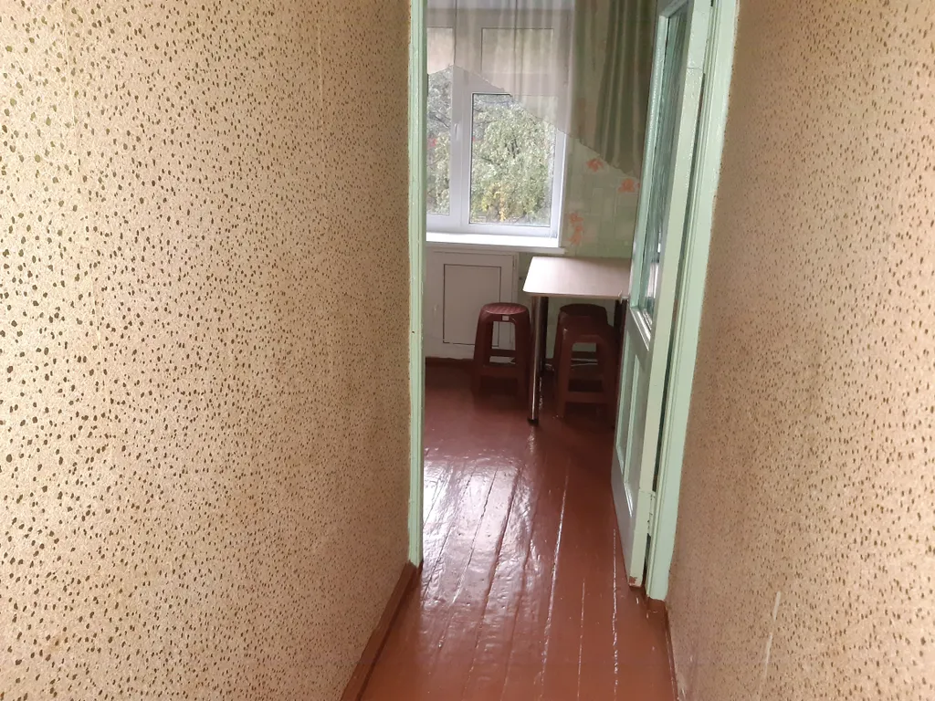 2-комнатная квартира Гагарина 1 линия 9