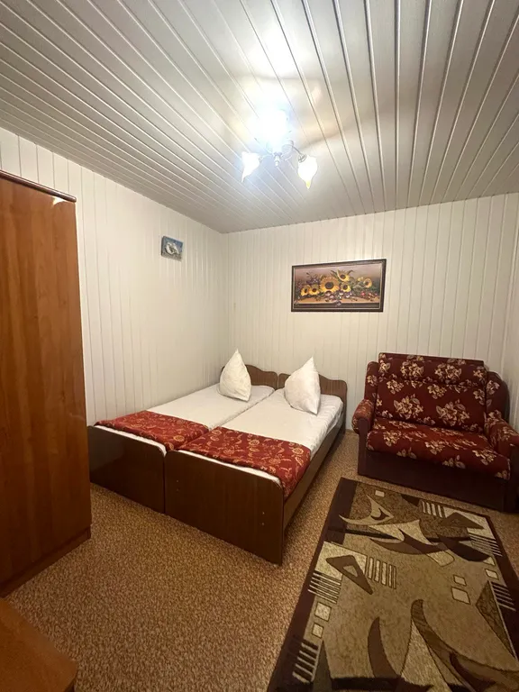 Коттедж Домик с парковкой — Анапа