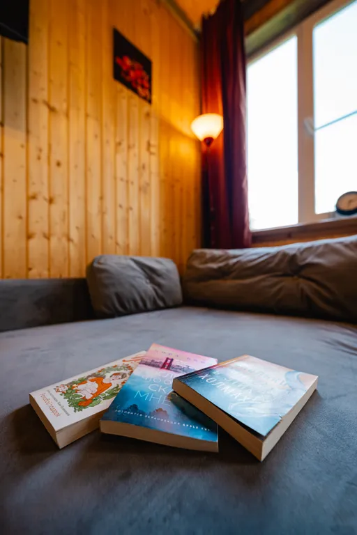 Коттедж у пруда