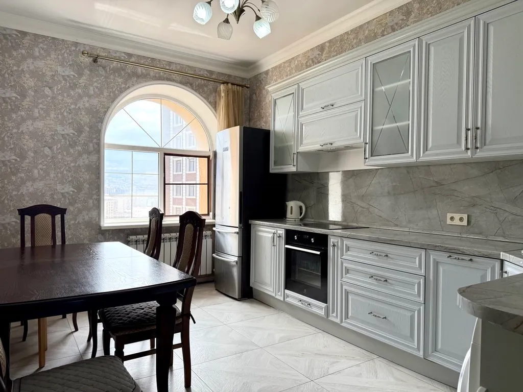 Уютная квартира в ЖК Адмирал — аренда посуточно в Махачкала