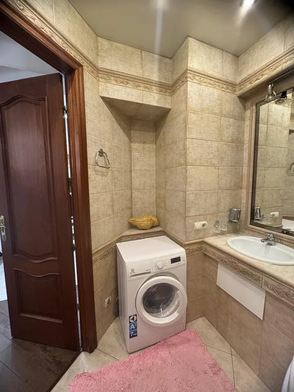 Большая 3-комнатная в центре Барнаула