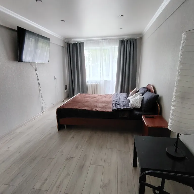 Квартира Квартира в сердце Нефтяников — Омск