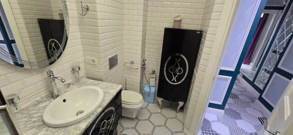 3-комнатная квартира в центре с видом на море