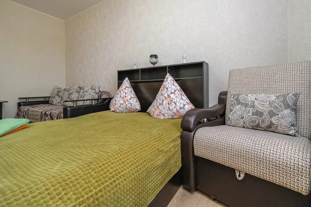 Современная квартира рядом с СК Заря на 4 человека