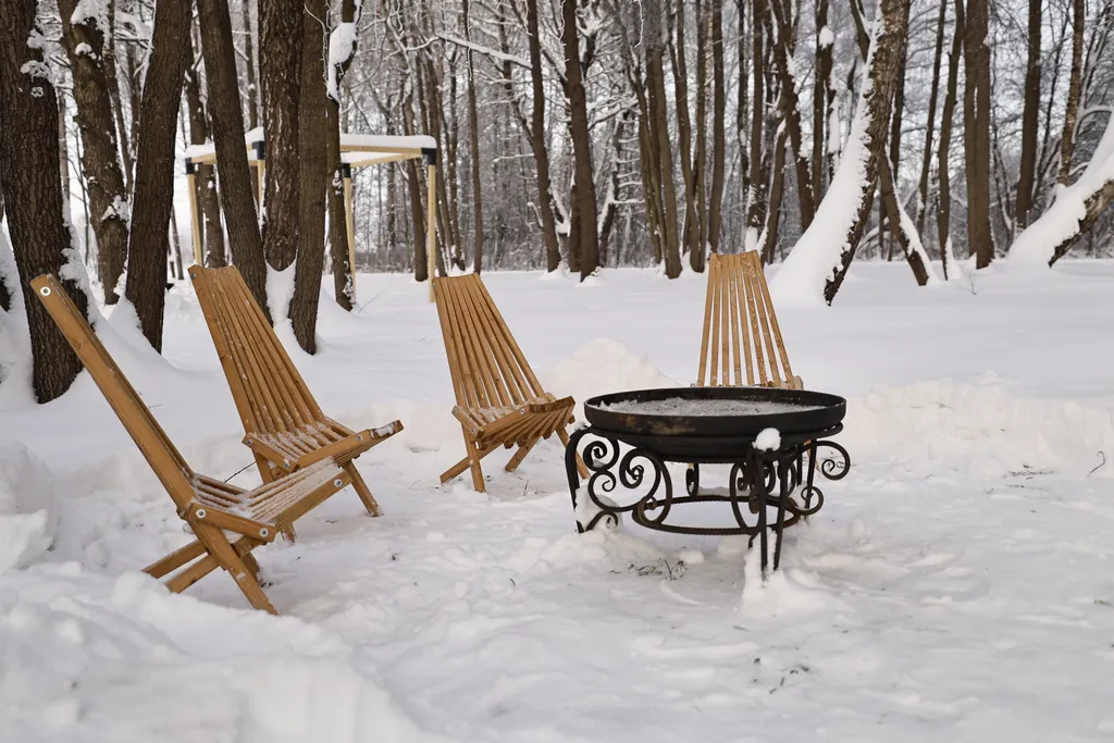 Семейный домик в лесу