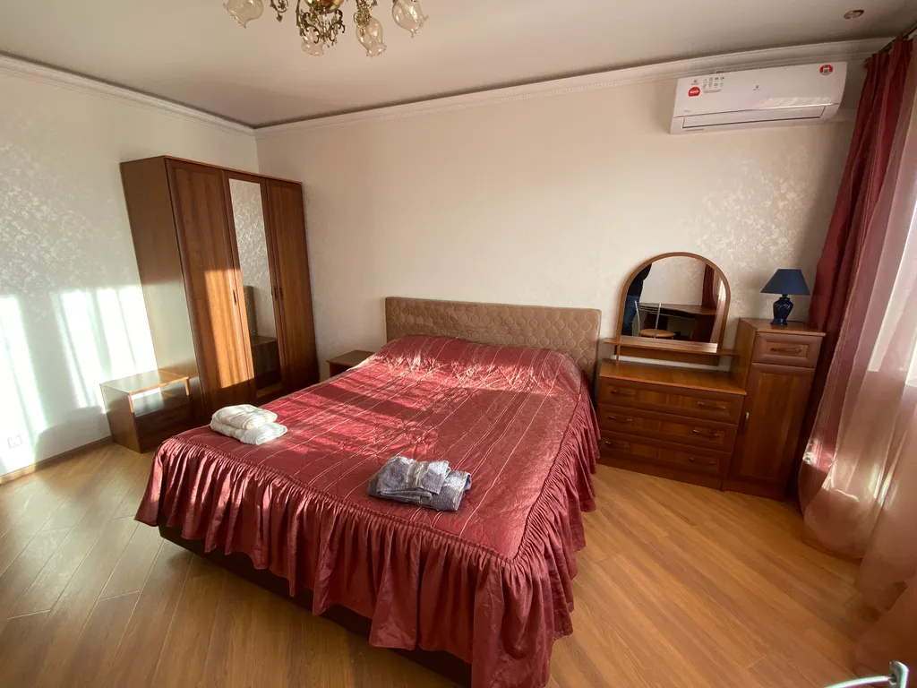 Трёхкомнатная 100 метровая квартира с YouTube в 5 минутах от метро