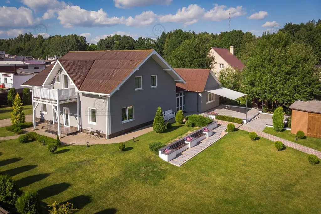 Коттедж Загородный дом для семейного отдыха — Минск