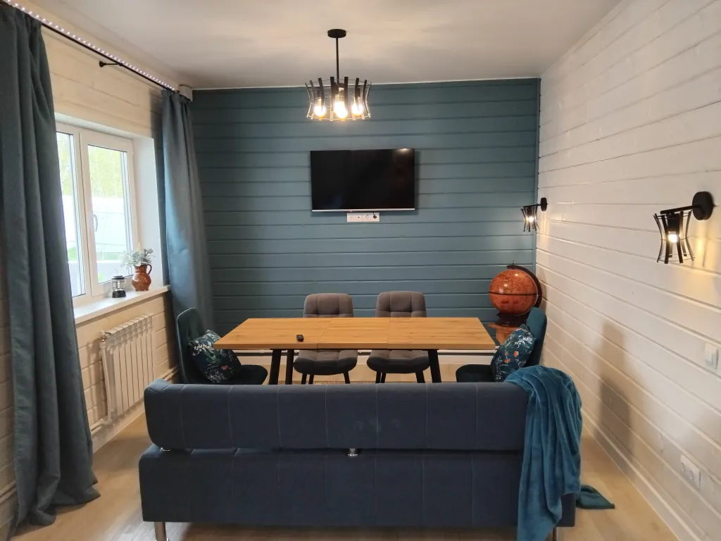 Дом с террасой, сауной рядом с лесом и пляжами