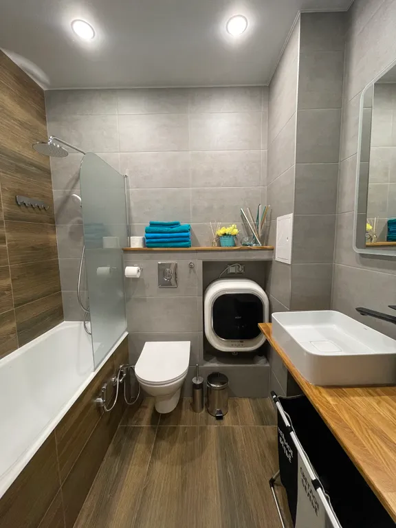 Бирюзовая Квартира на Аксакова