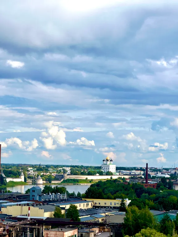 Видовая квартира с отдельной спальней