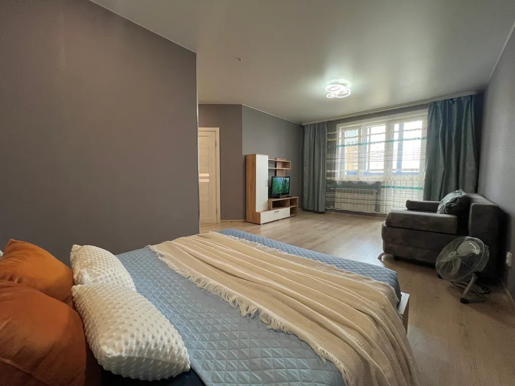 1-комн квартира на площади Советов, без оплаты за финальную уборку