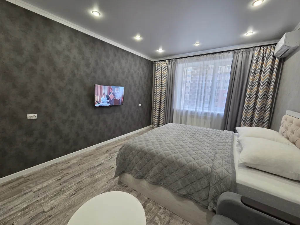 Апартаменты VVA / Российский проспект