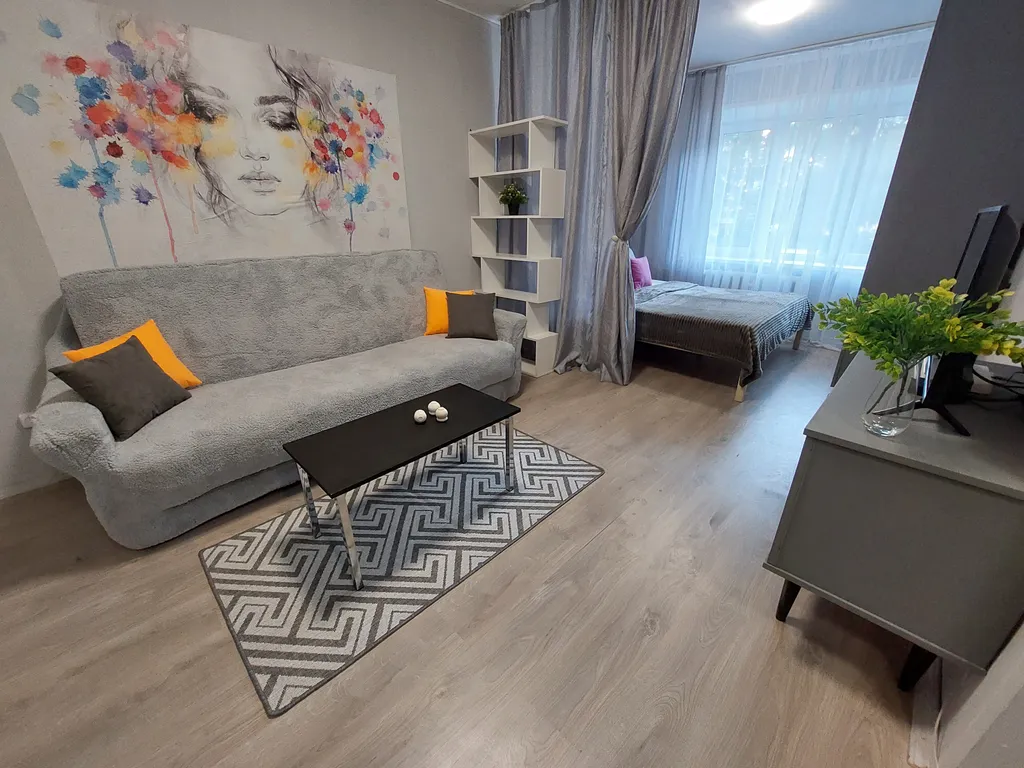 Квартира возле крупного ТЦ Дворец