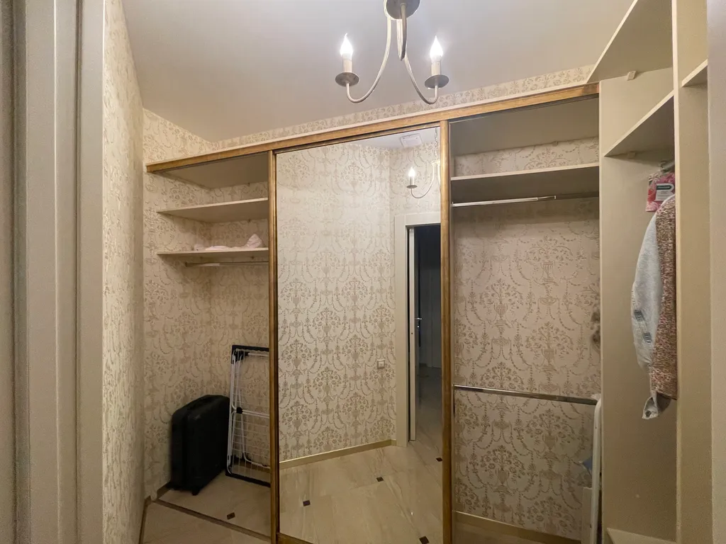 Красивая, уютная студия с видом на Волгу и набережную