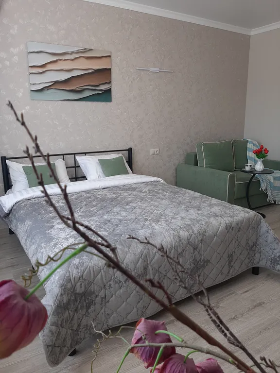 Новая просторная квартира в экологичном микрорайоне Вишнёвый сад — аренда посуточно в Иноземцево