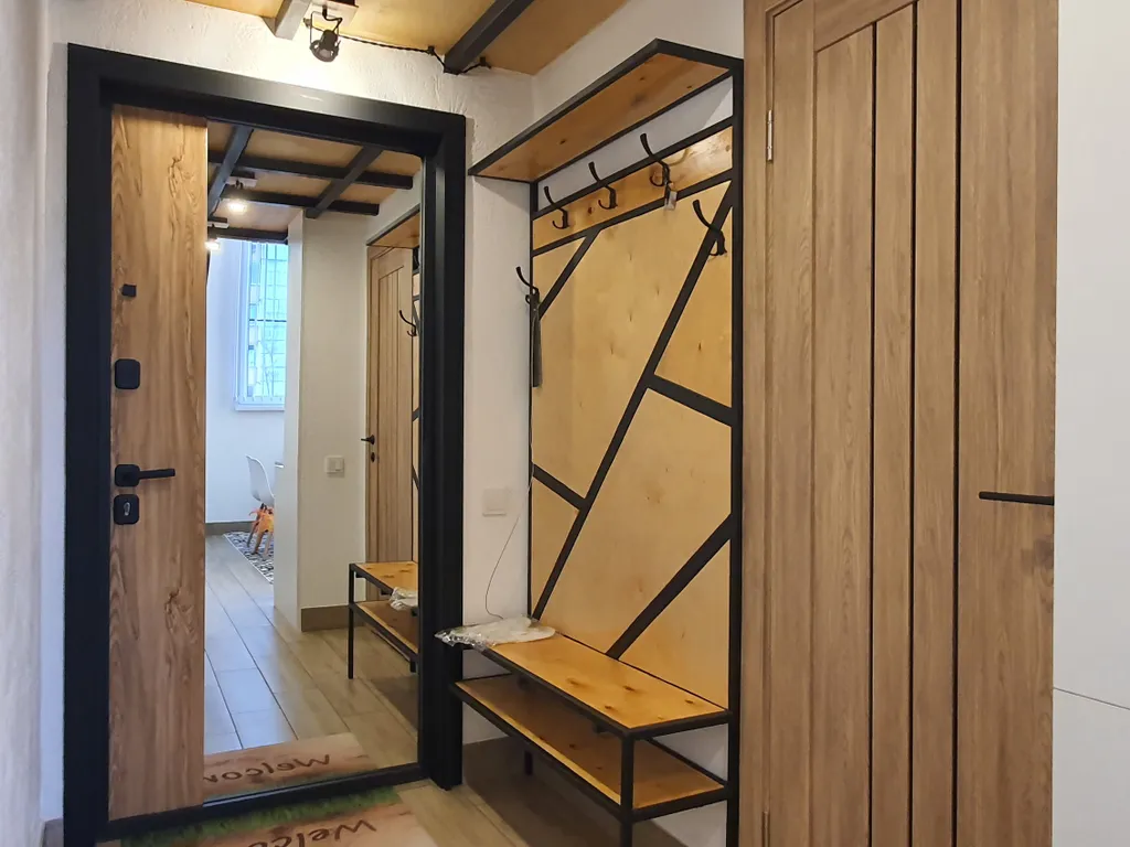 Комфортный двухуровневый апартамент в элитном комплексе Колизей