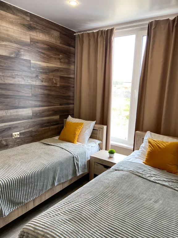 Коттедж Семейный дом с 2 спальнями у леса и озера — Борисово