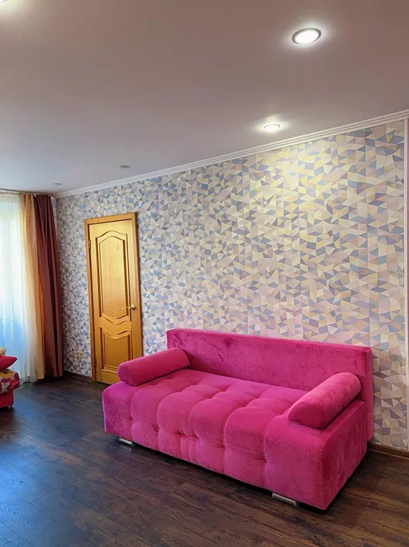 Прекрасная трешка в самом центре Твери на набережной