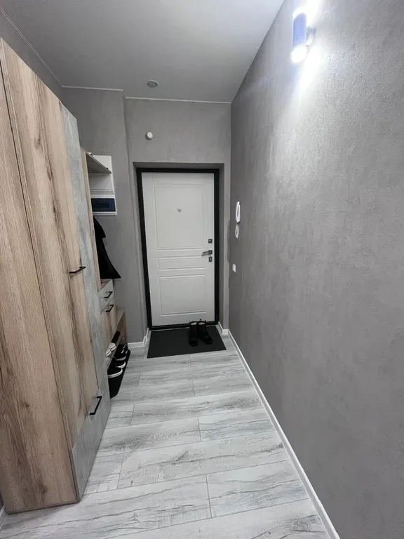 Просторная, теплая двухкомнатная квартира