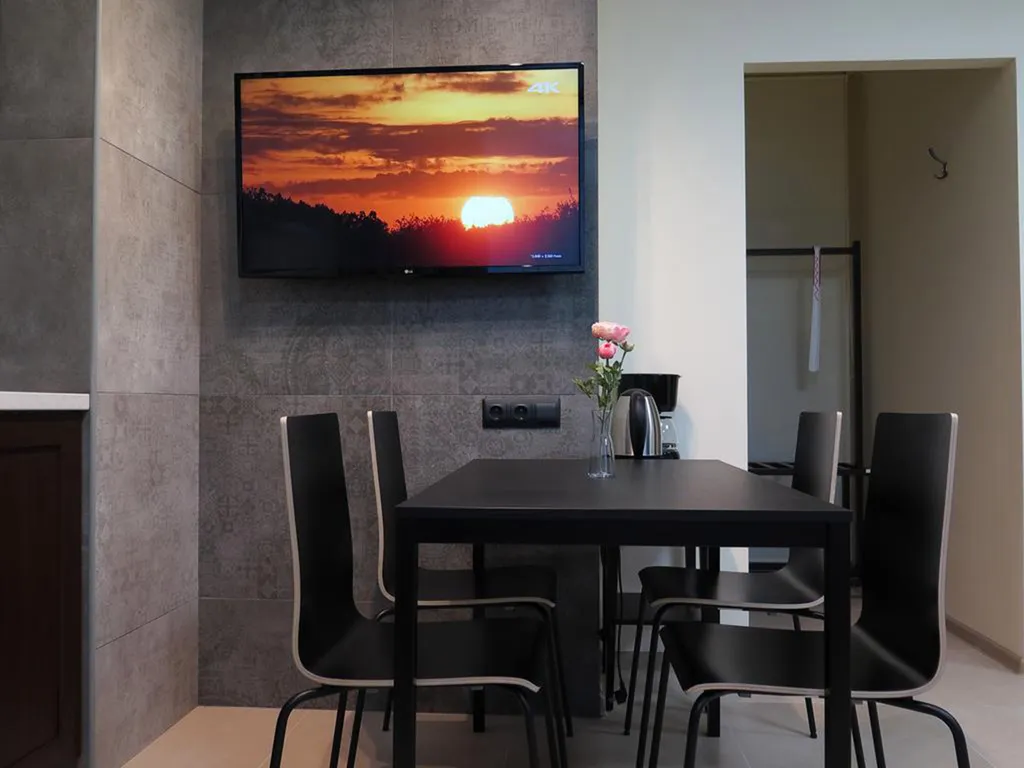 Уютные семейные апартаменты-студия на Советской