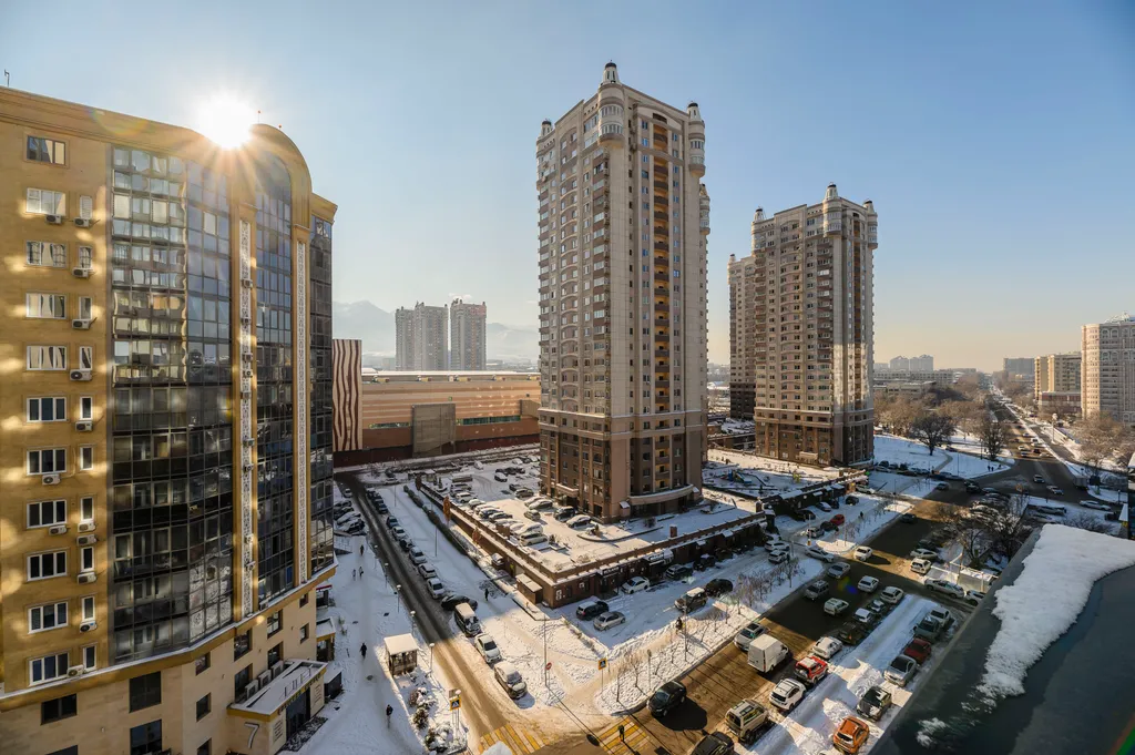 R house Mega Атакент