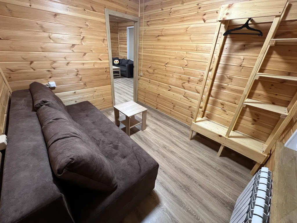 Дом с баней возле источников