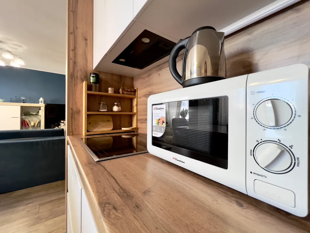 Стильная уютная евро-двушка недалеко от центра травматологии