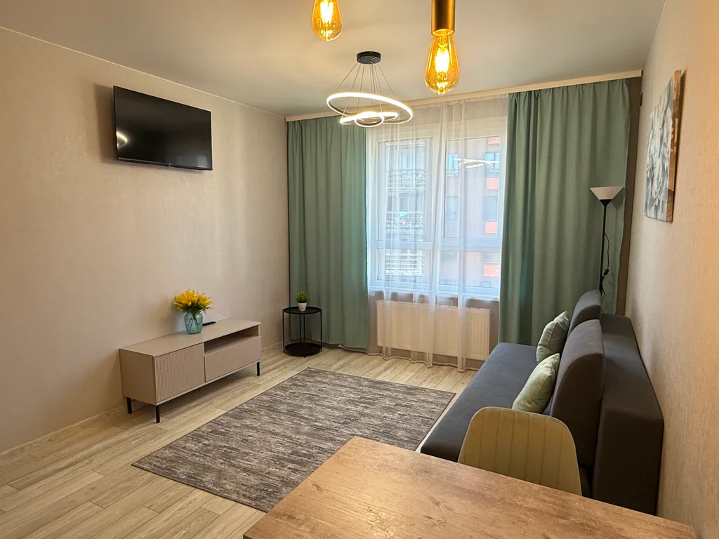 Евро-однокомнатная квартира в новом ЖК около Воинской части