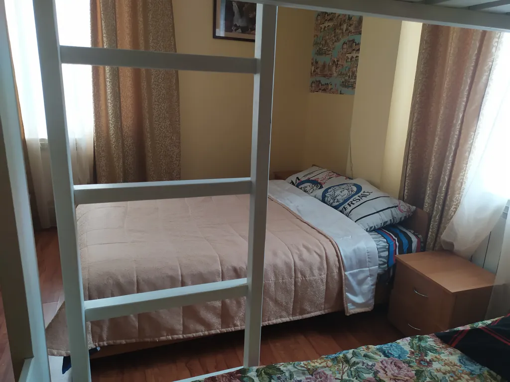 6-комнатный Дом