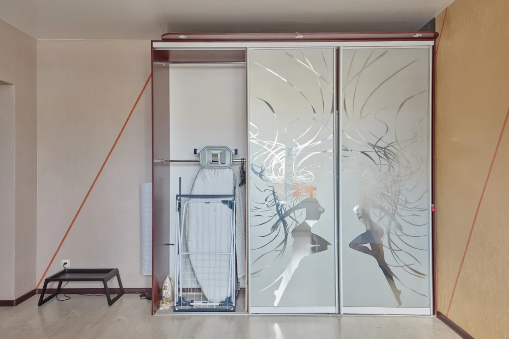 7-местные апартаменты с паркингом, напротив ТЦ