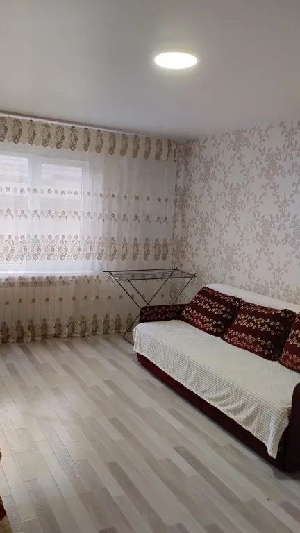 Квартира Благоустроенная однокомнатная квартира — Феодосия