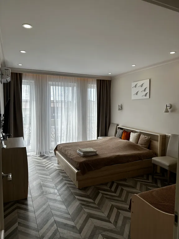 С видом на море и балконом