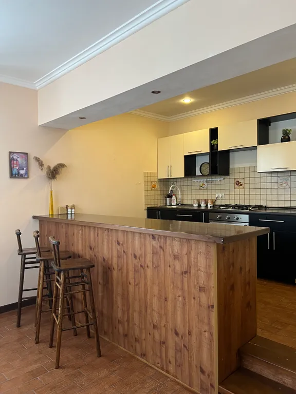 4-комнатный Дом