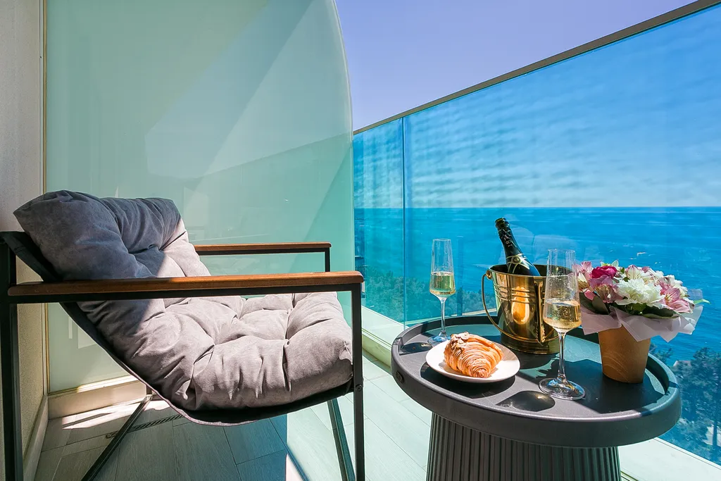 Квартира Апартамент с видом на море — аренда посуточно в Ялта