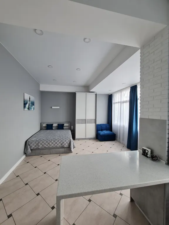 Люкс студия возле парка с видом на море