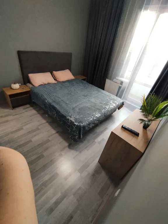 2-комнатная евро квартира у набережной в самом центре