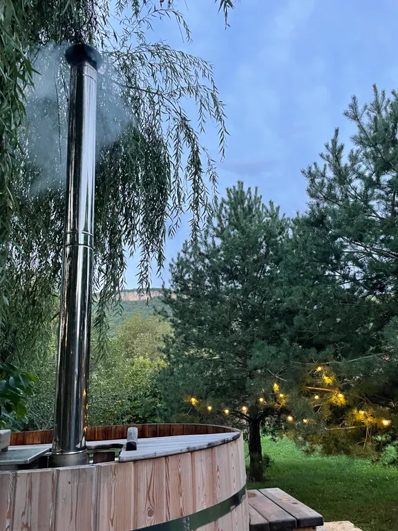 Барнхаус с чаном и бассейном