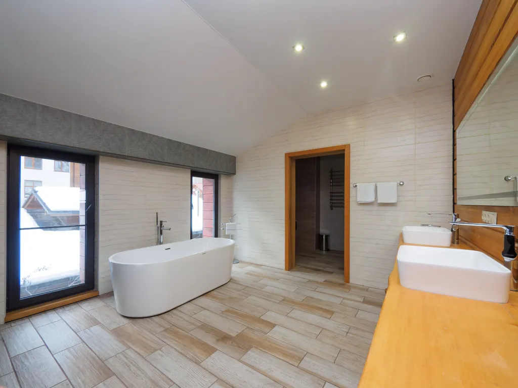 Вилла Лилиан с видом на горы