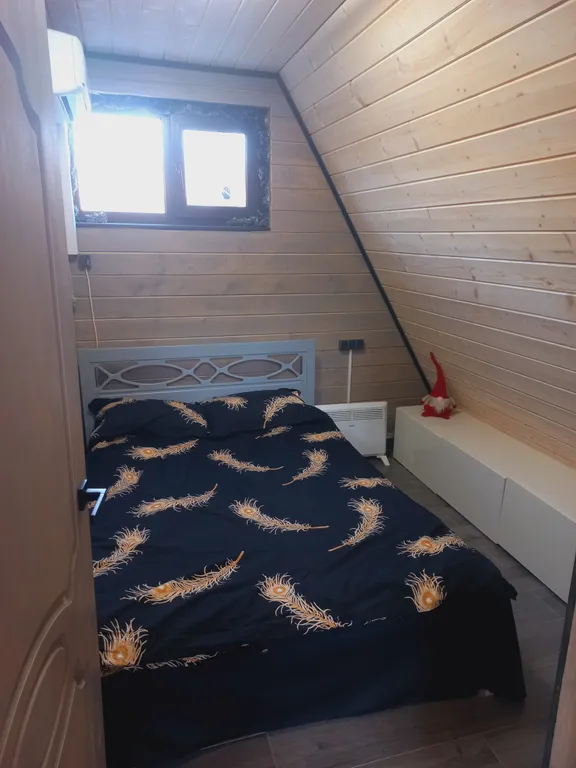 Дом А-фрейм с видом на лес