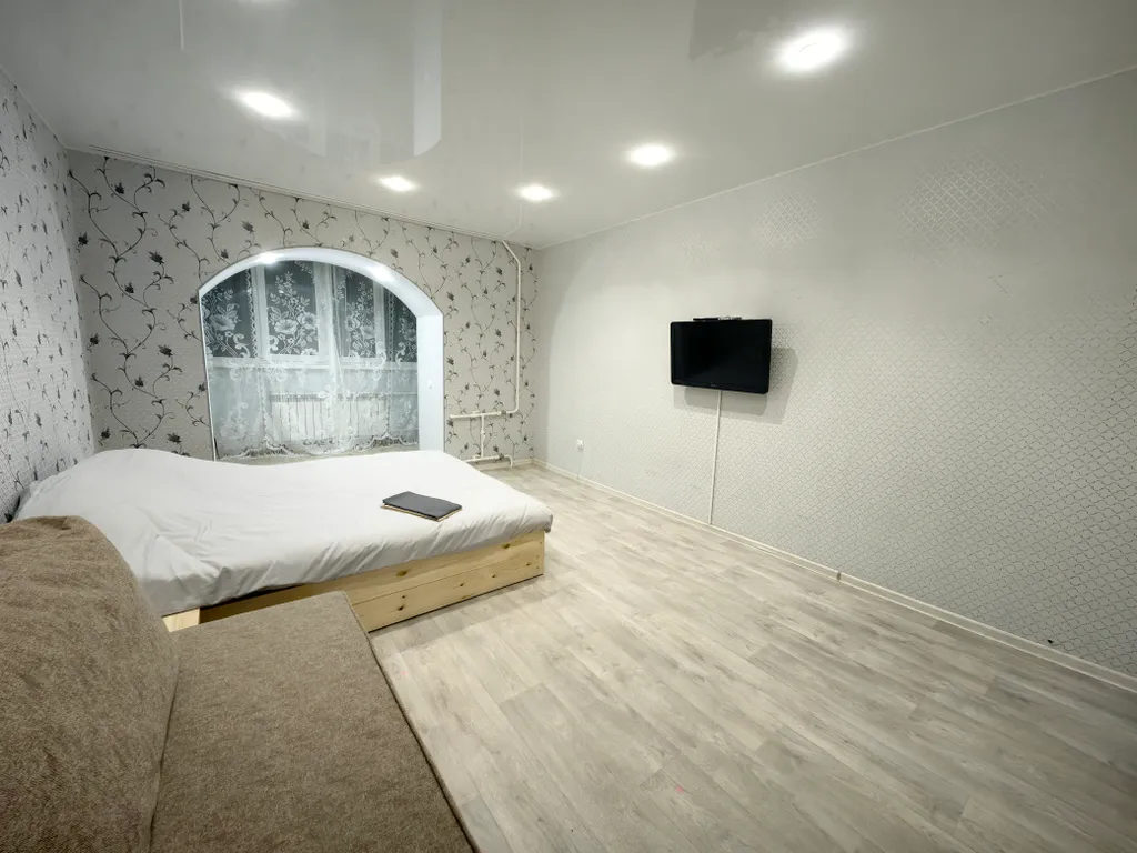 Вместительная трёхкомнатная квартира на набережной