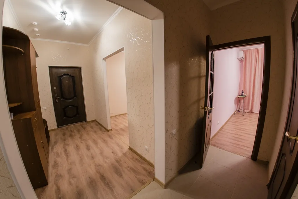 Двухкомнатная квартира рядом с СКК Оренбуржье