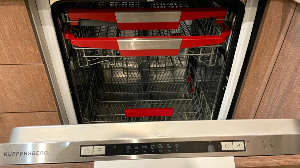 Дом в Карелии на берегу Ладожского озера